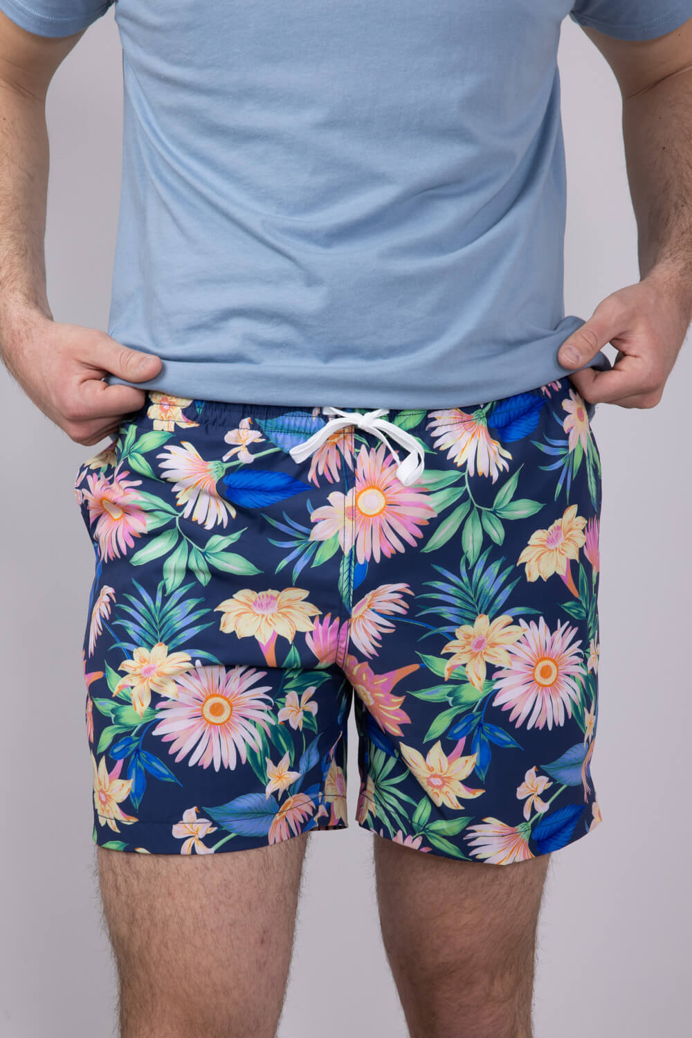 Chubbies Classic Swim Trunks 5.5” Shorts for Men in Navy