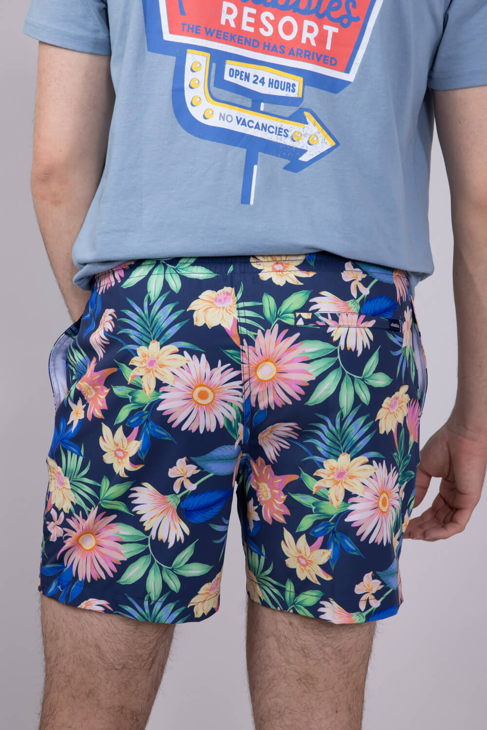 Chubbies Classic Swim Trunks 5.5” Shorts for Men in Navy