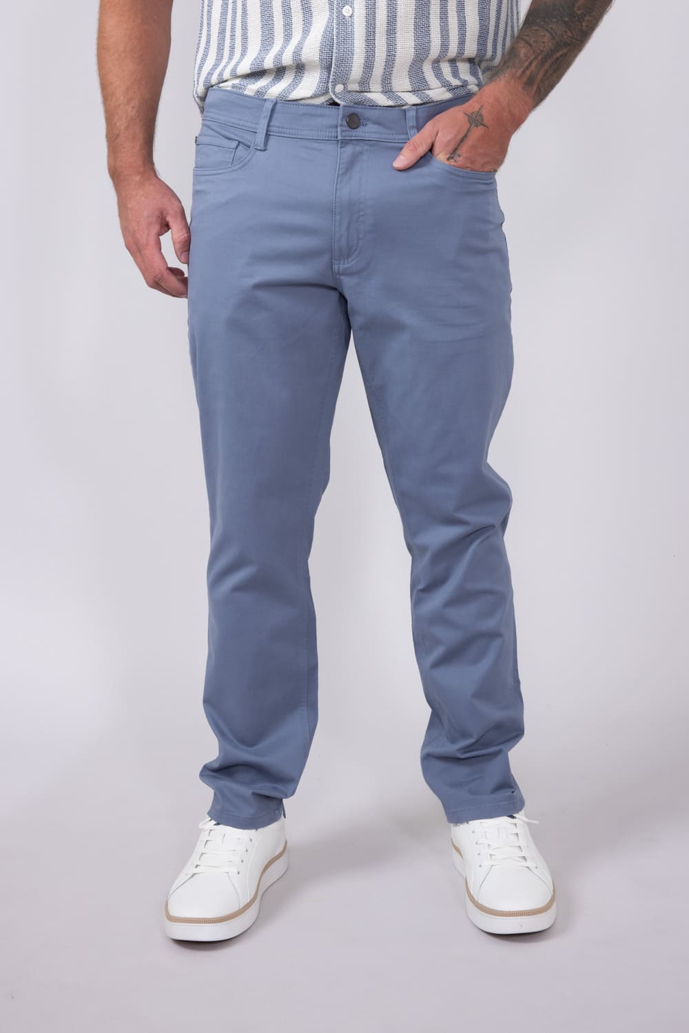 Copper & Oak Leader Chino Pants for Men in Blue