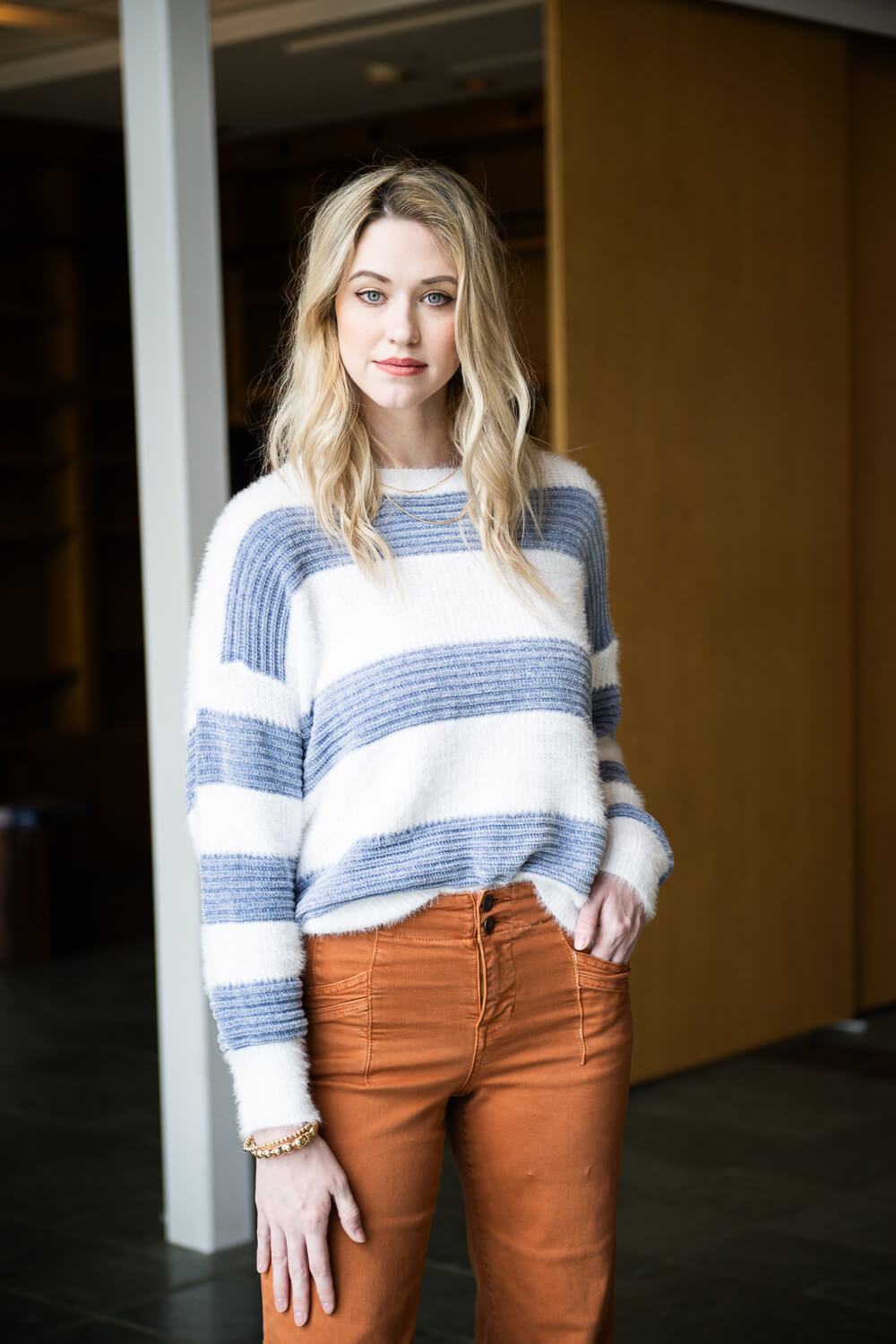 Contrast Stripe Fuzzy Sweater for Women in White/Blue