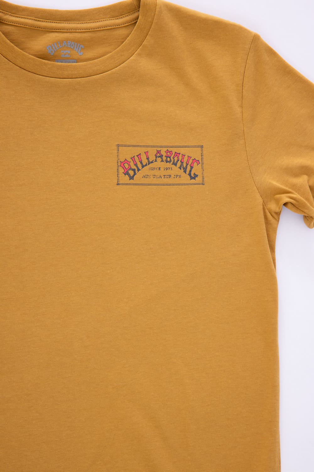 Billabong Youth Original Arch T-Shirt for Boys in Vintage Gold