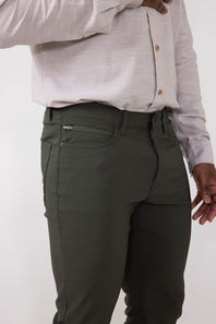 Weatherproof Vintage Momentum 5 Pocket Pants for Men in Olive