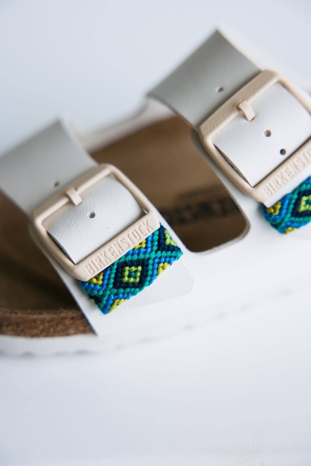 Natural Life Sandal Charm Set in Lime Green | MAS000101