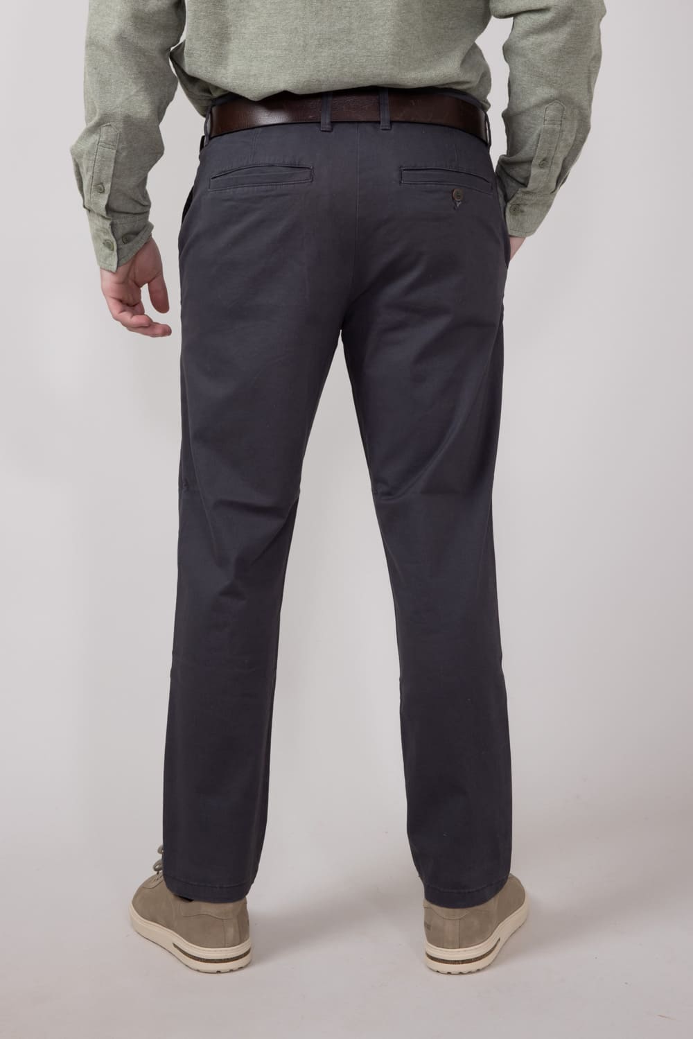 Weatherproof Vintage Leader Chino Pants for Men in Forged Iron