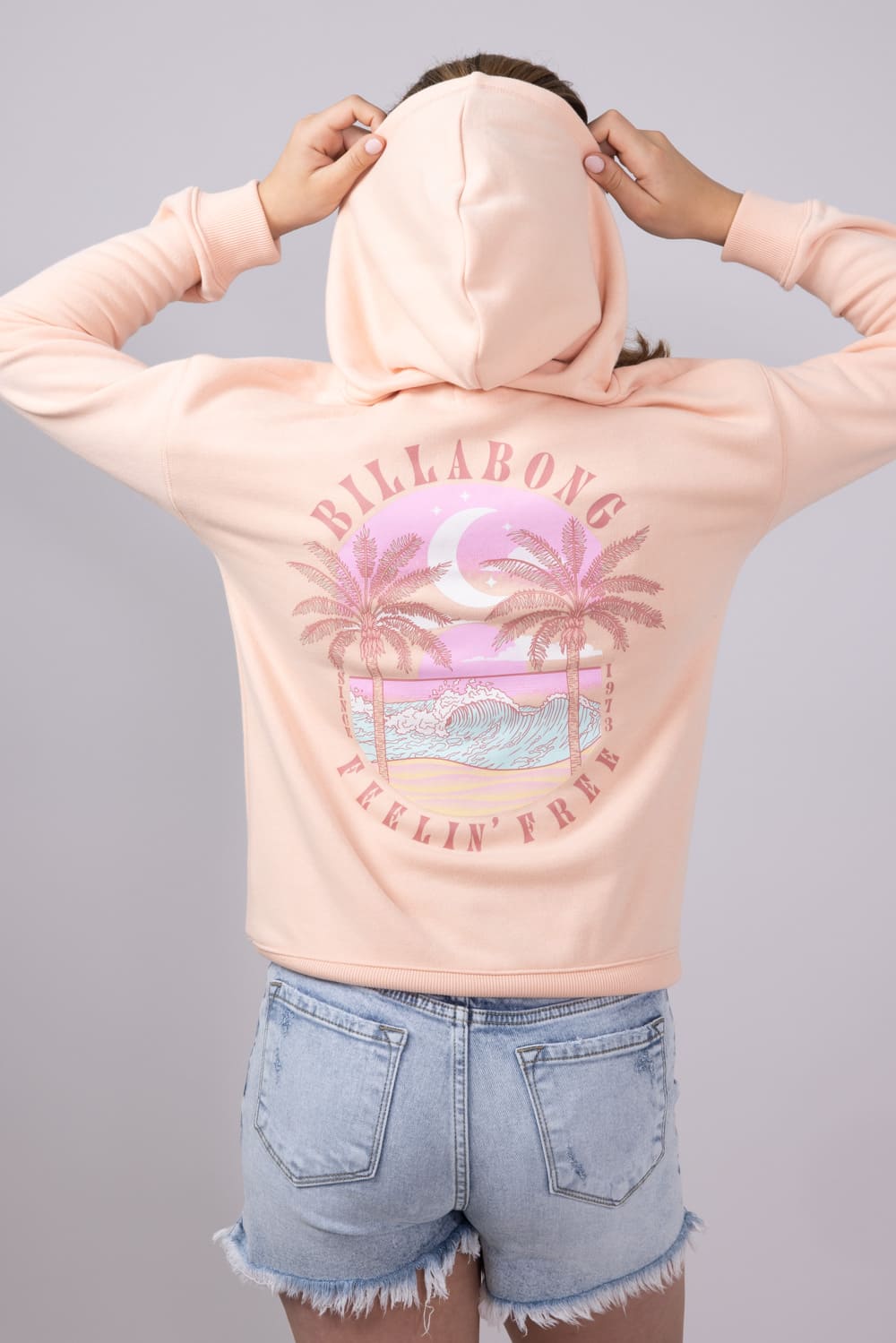 Billabong Youth Feelin’ Free Sweatshirt for Girls in Soft Peach