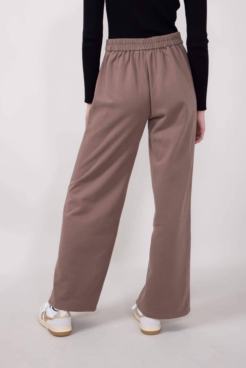 Straight Leg Trouser Sweatpants for Women in Mocha