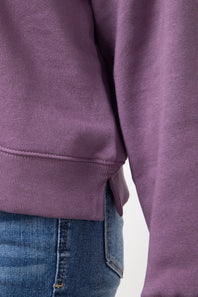 The North Face Evolution Fleece Sweatshirt for Women in Midnight Mauve