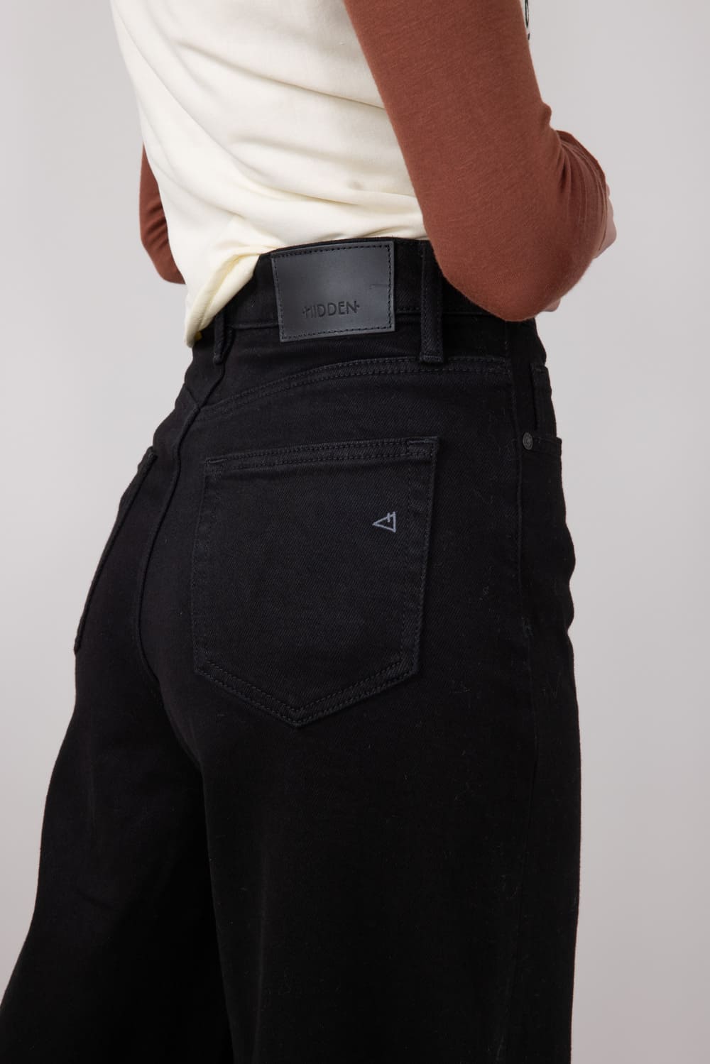 Hidden High Rise Clean Stretch Wide Leg Jeans for Women in Black
