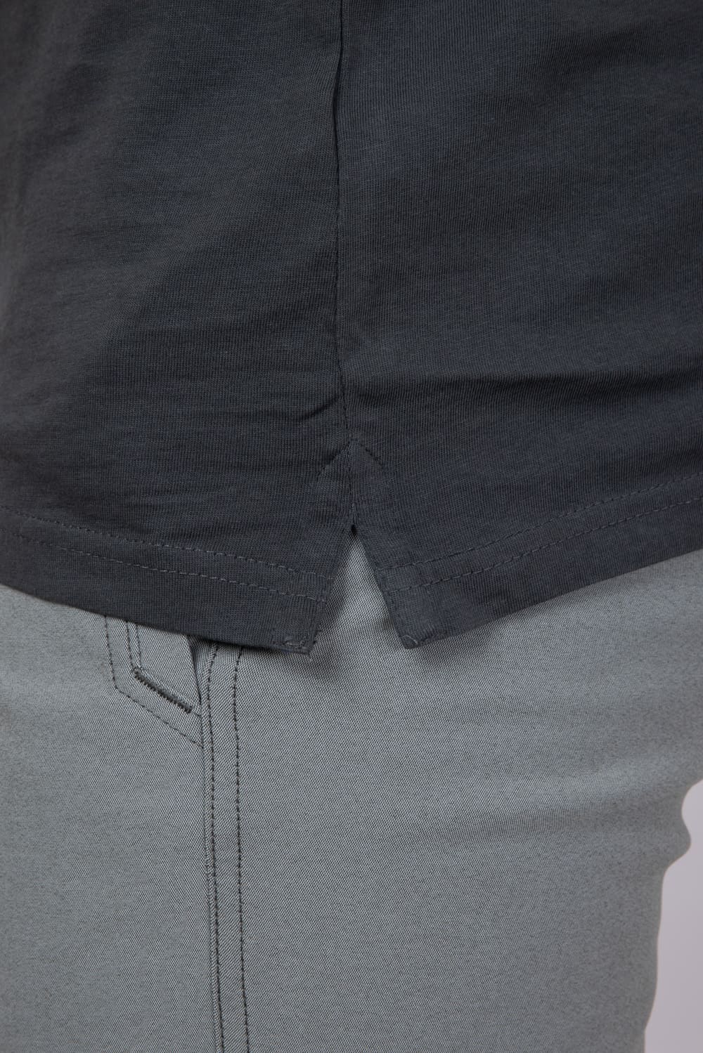 Kuhl Mountain T-Shirt for Men in Carbon Grey