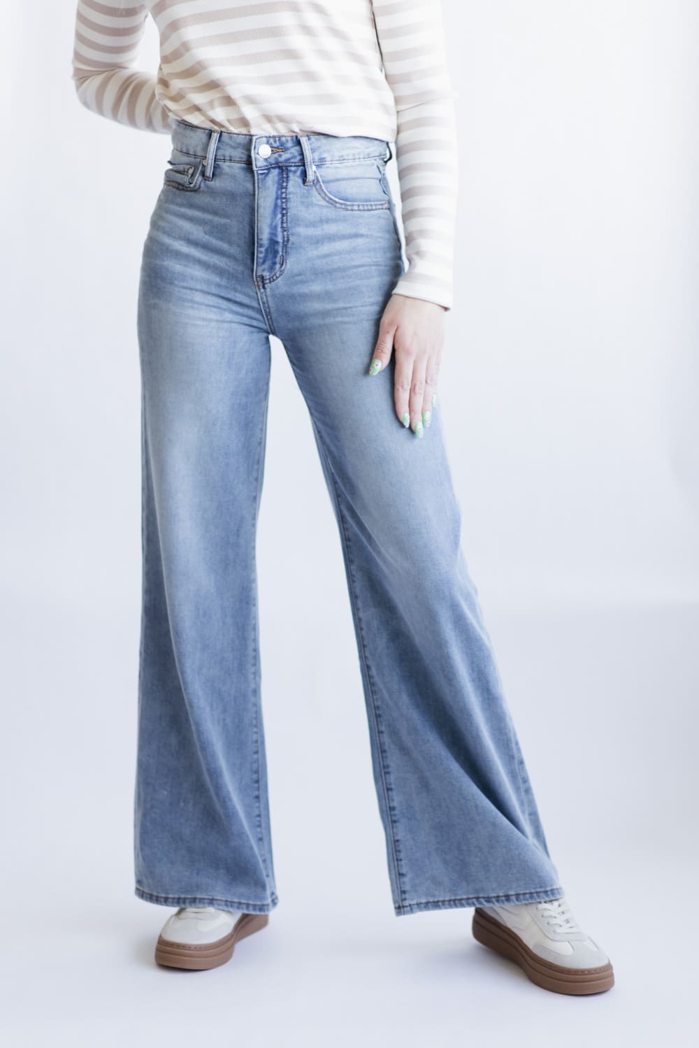 Thread & Supply High Rise Taylor Cloud Wide Leg Jeans for Women