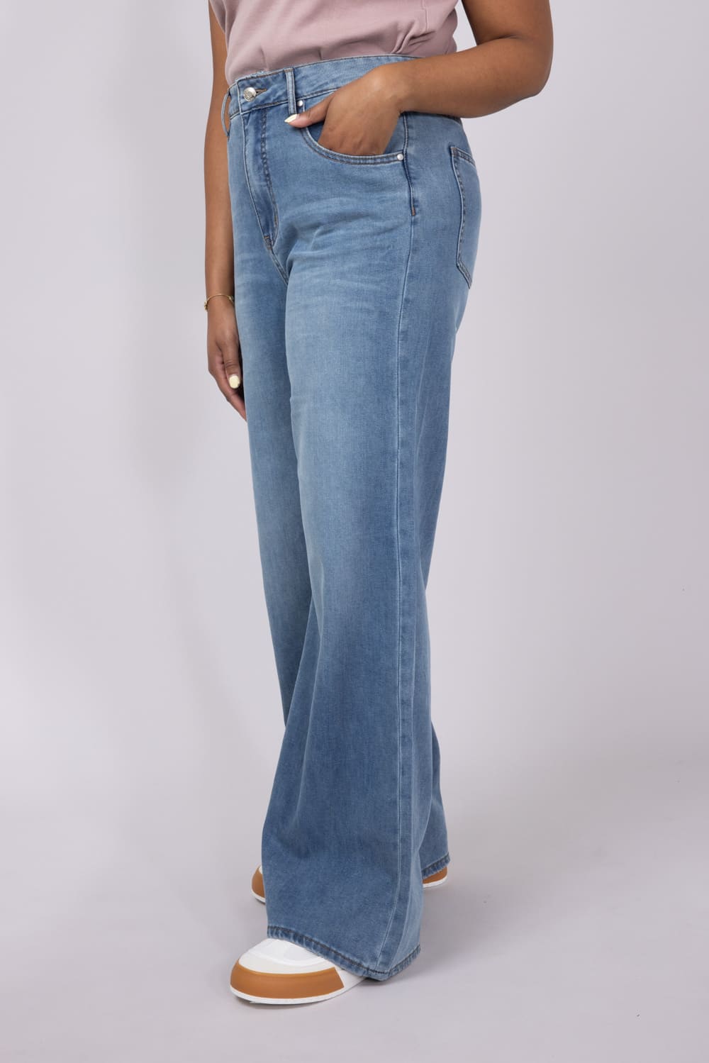 Thread & Supply High Rise Taylor Cloud Wide Leg Jeans for Women