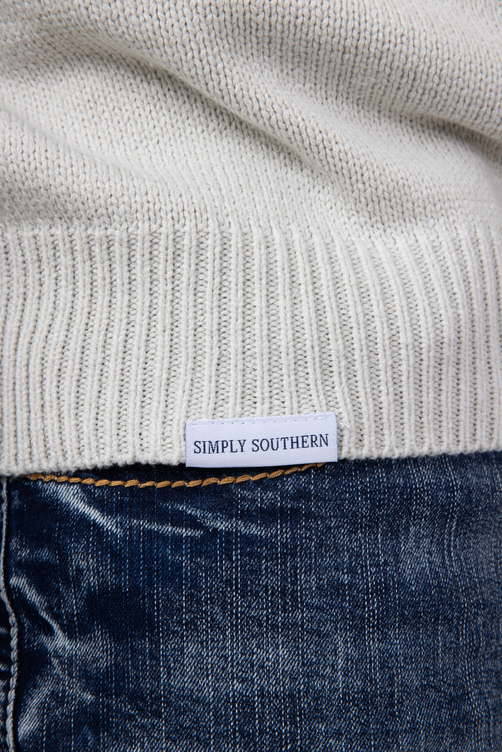 Simply Southern Unisex USA Sweater in Grey
