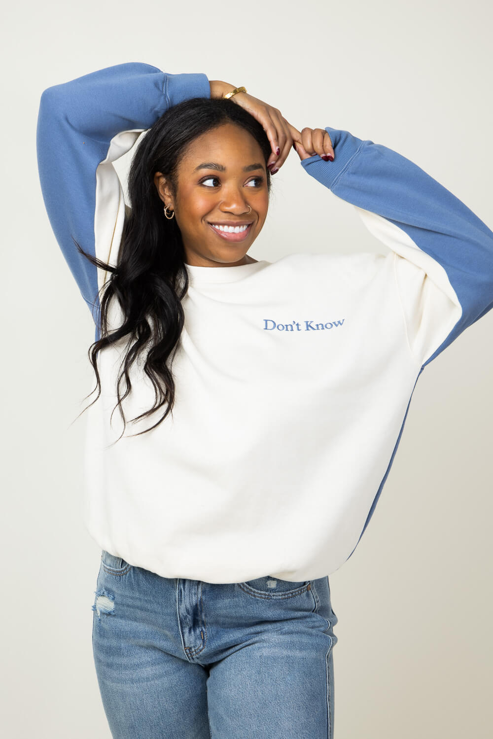 1897 Active Don’t Know Don’t Care Sweatshirt for Women in Cream/Blue