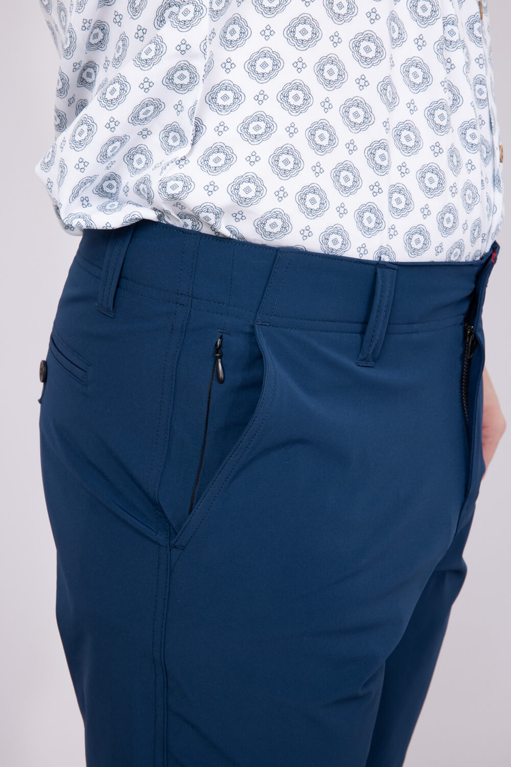 1897 Legends 9” Hydro Flat Front Shorts for Men in Navy 