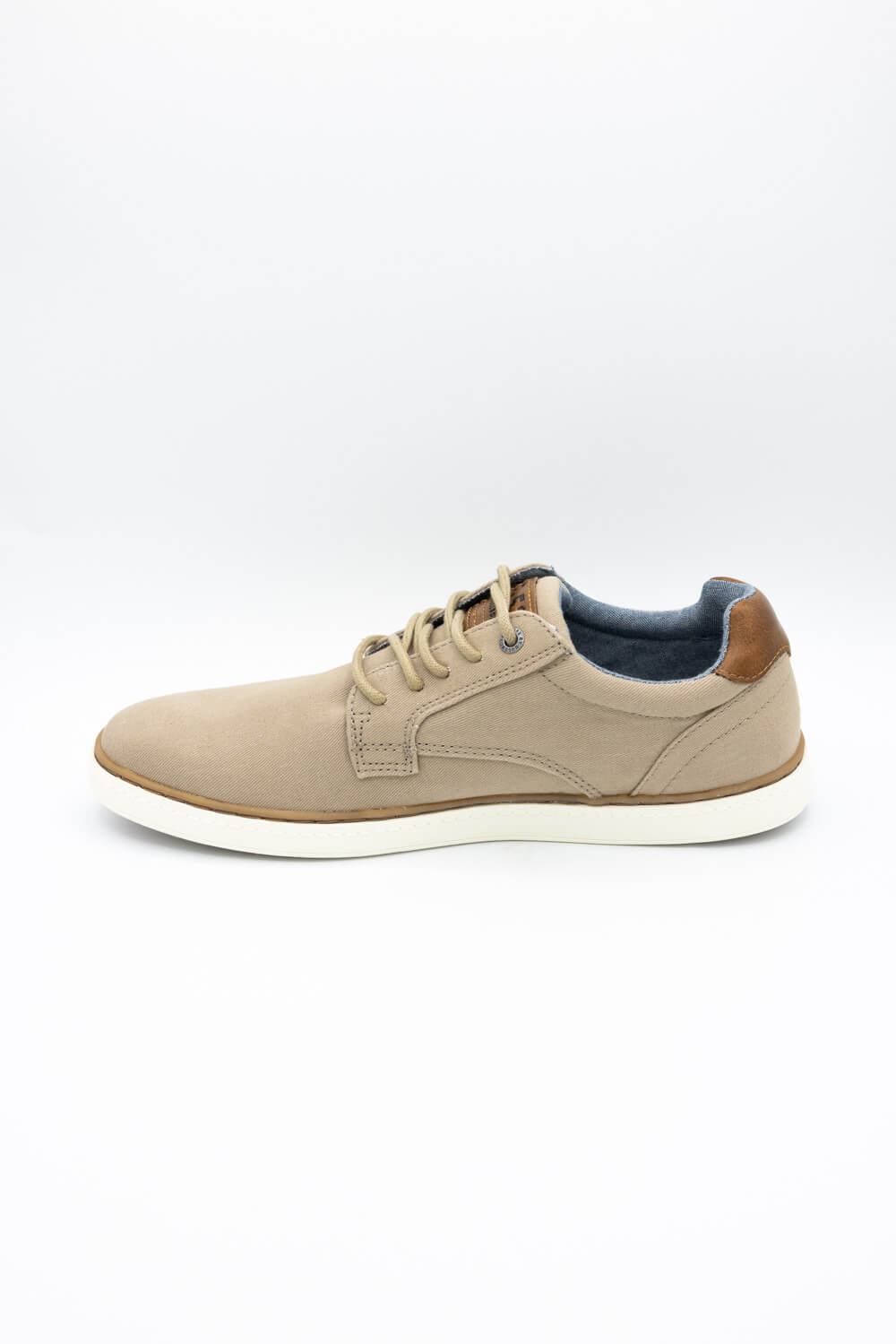B52 by Bullboxer Augusta Sneakers for Men in Sand