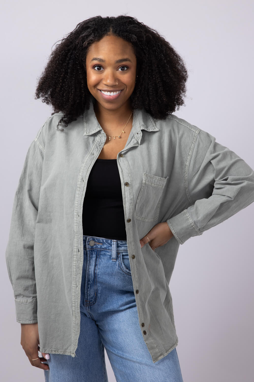 C&C California Relaxed Sunwashed Pebble Woven Shirt for Women in Sage