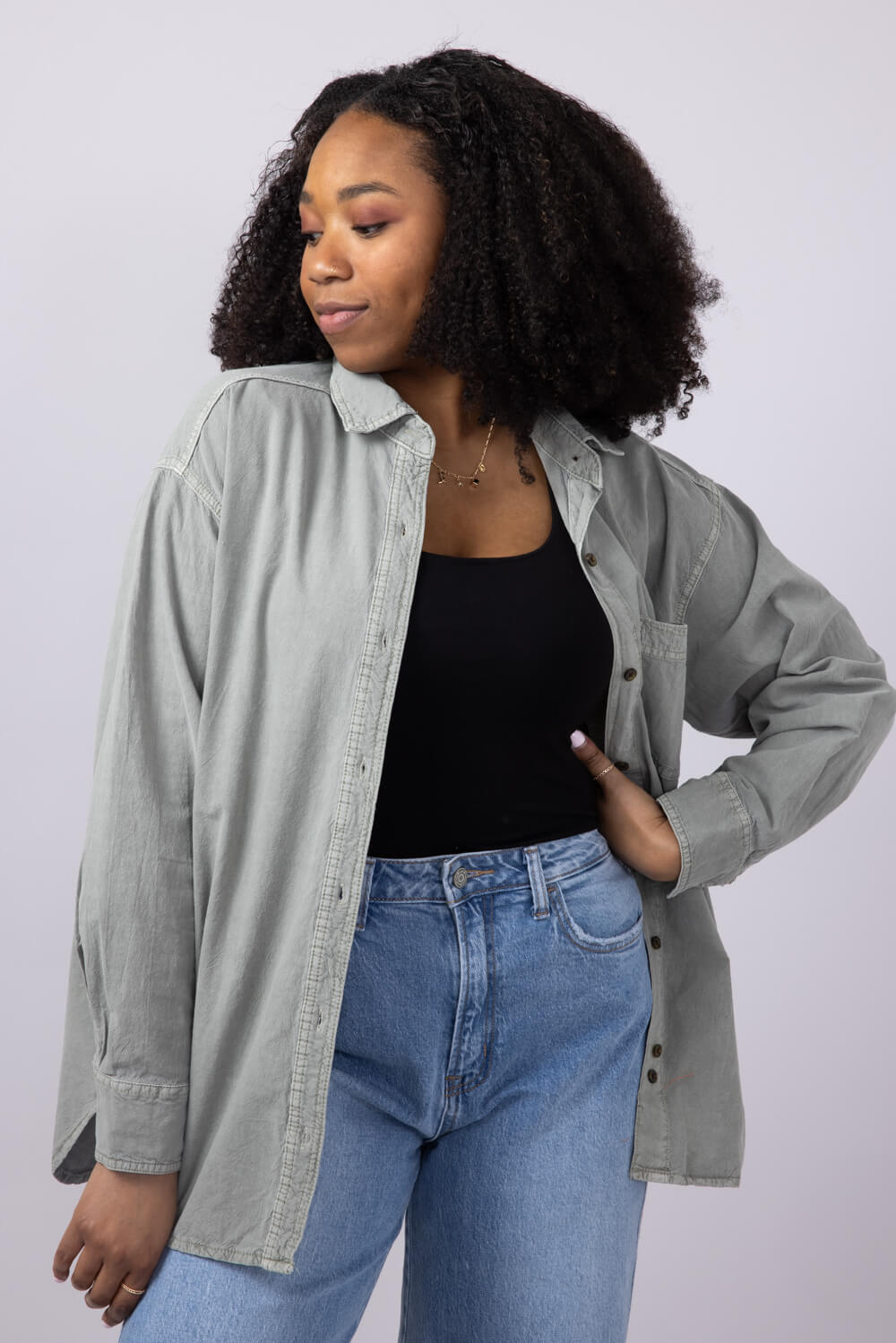 C&C California Relaxed Sunwashed Pebble Woven Shirt for Women in Sage