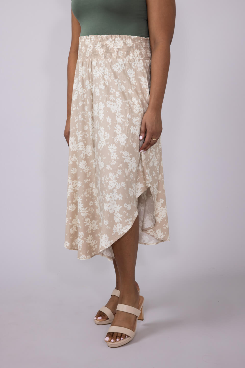 Ditsy Floral Hi-Low Midi Skirt for Women in White Taupe