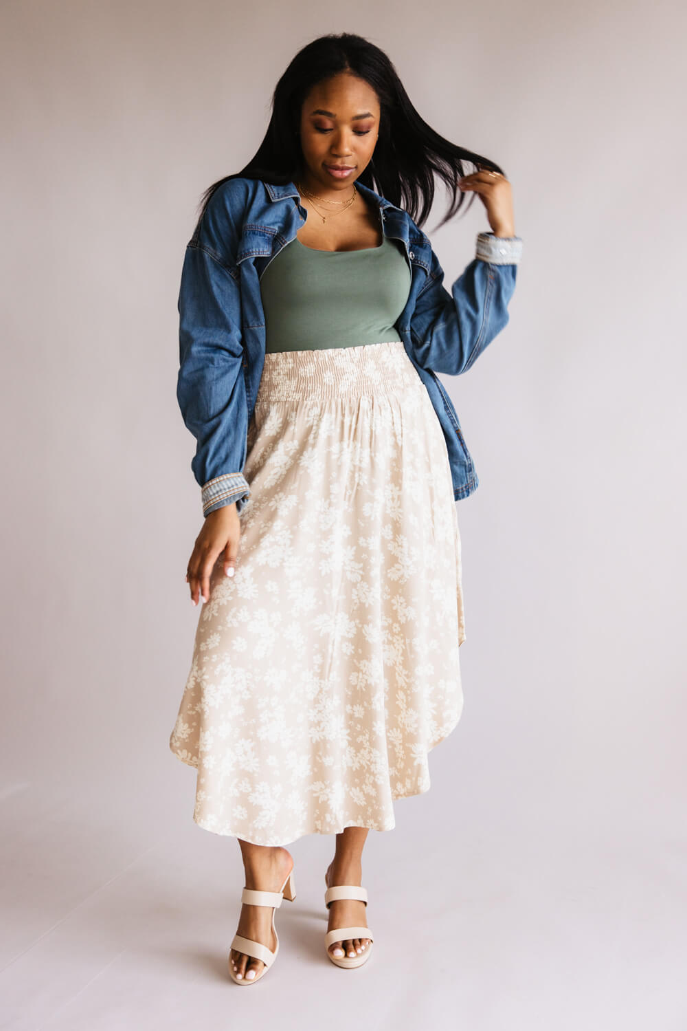 Ditsy Floral Hi-Low Midi Skirt for Women in White Taupe