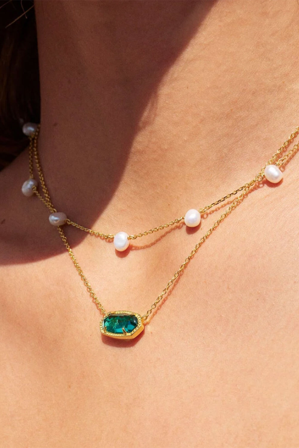 Kendra Scott Leighton Gold Pearl Strand Necklace in White Pearl