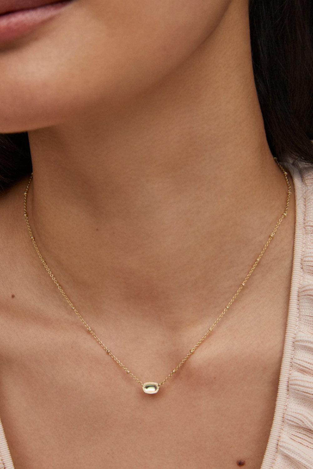 Kendra Scott Mini Elisa Gold Satellite Short Pendant Necklace in Dichroic Glass