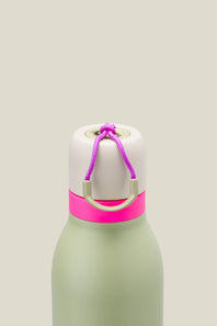 Owala FreeSip Twist 24oz Stainless Steel Water Bottle in Energized Green