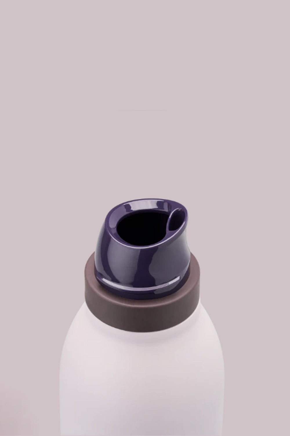 Owala FreeSip Twist 24oz Stainless Steel Water Bottle in Quiet Lavender