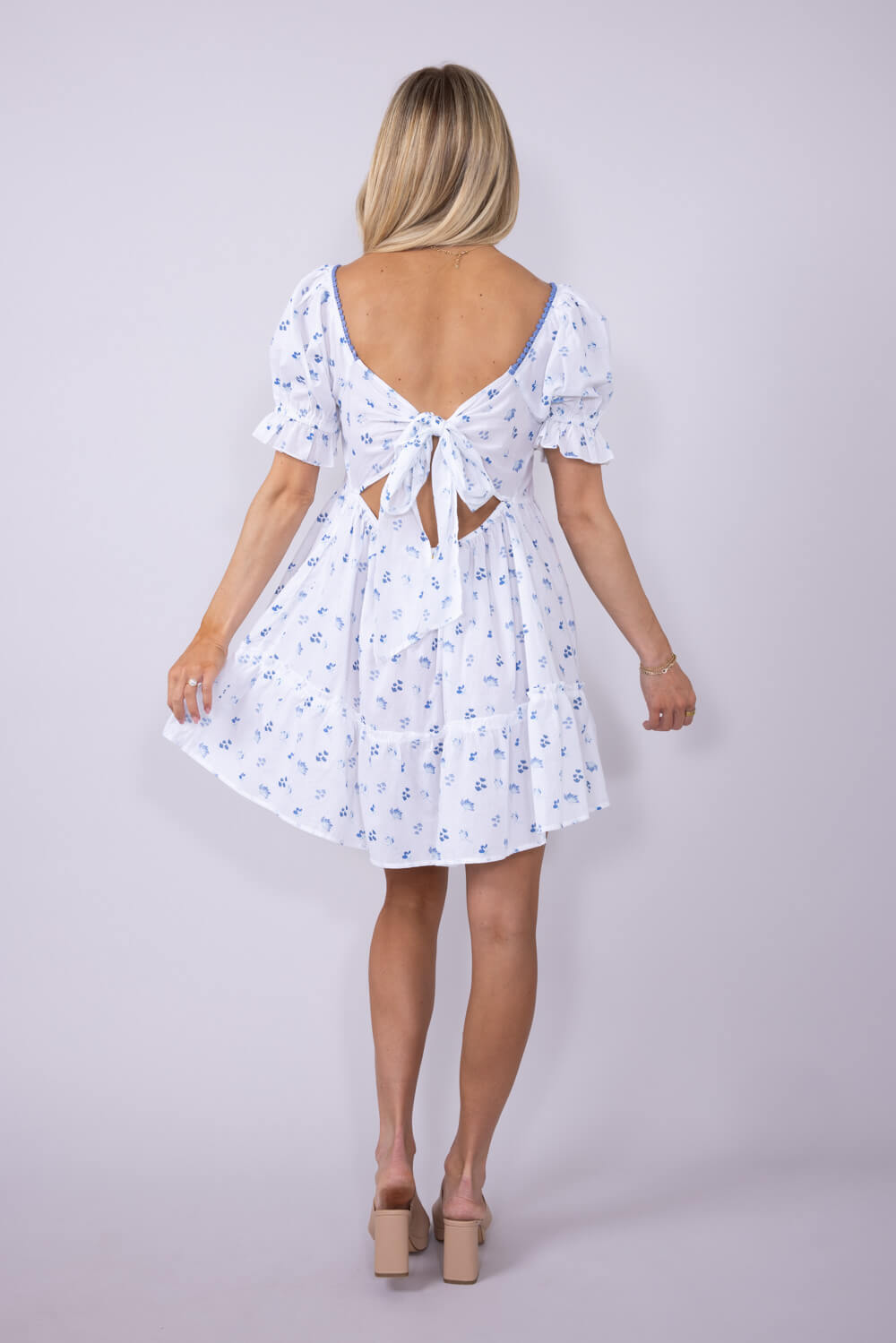 Womens Simply Southern Flower Dot Sweetheart Neckline Tie Back Dress for Women in White