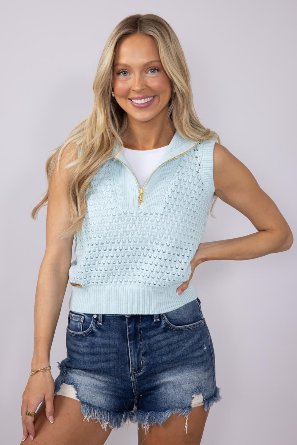 Simply Southern Womens Textured Knit Sleeveless Sweater for Women in Blue