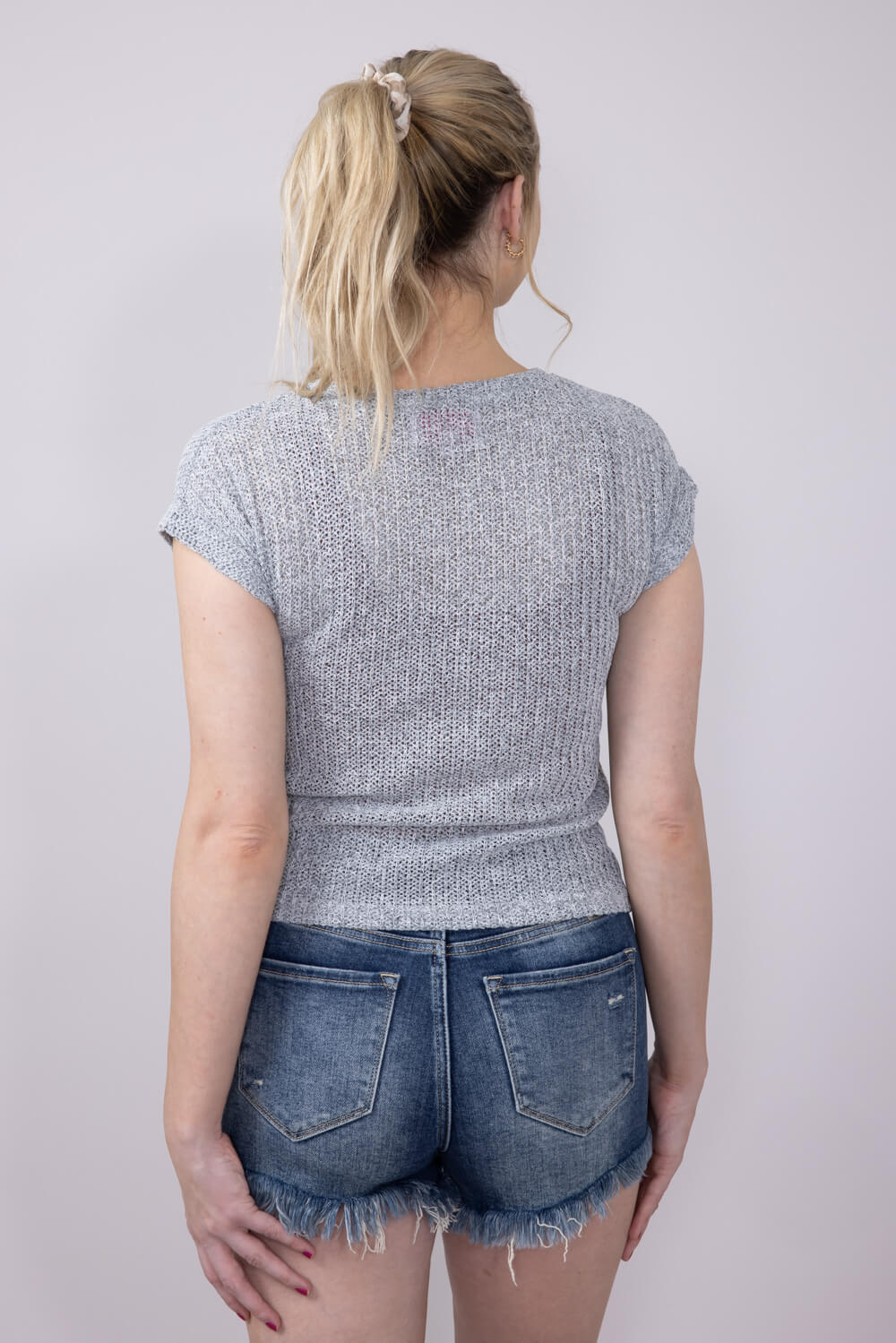 Simply Southern Women's Tops Twist Hem Top for Women in Heather Grey