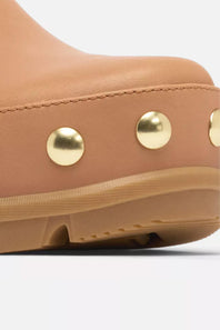 Sorel Roam'N RVT Clogs for Women in Tawny Buff | 2113151-253