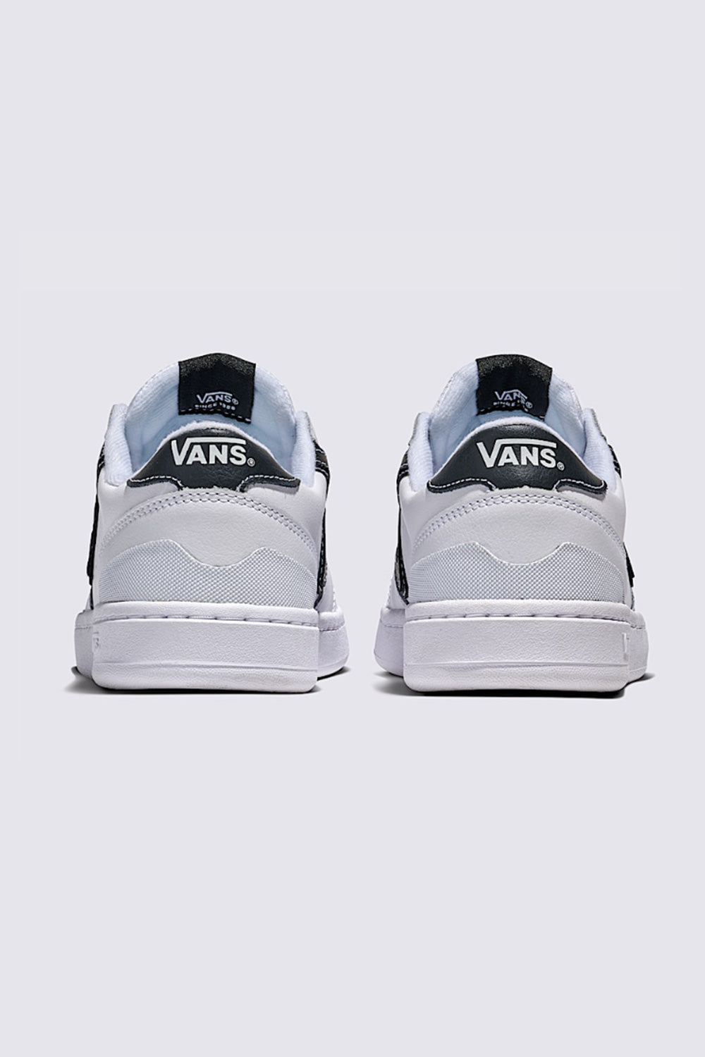 Vans Lowland 2.0 Sneakers in White