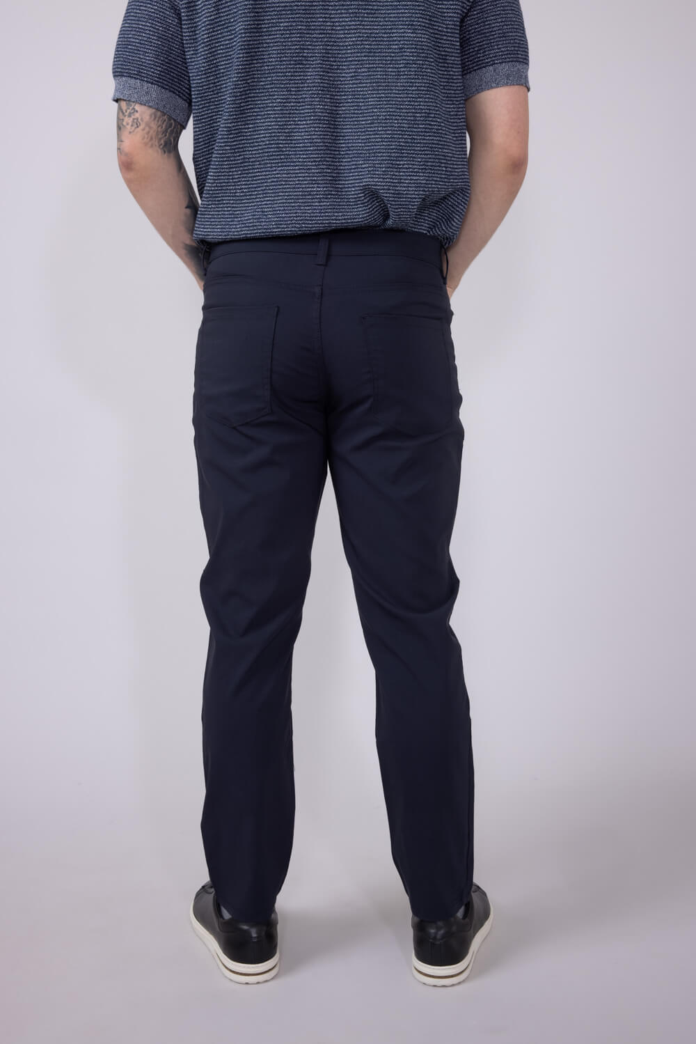 Weatherproof Vintage Momentum 5 Pocket Pants for Men in Deep Navy