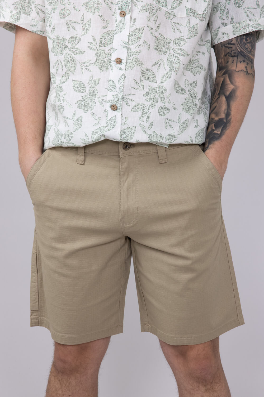 Weatherproof Vintage Ripstop Shorts for Men in Tan