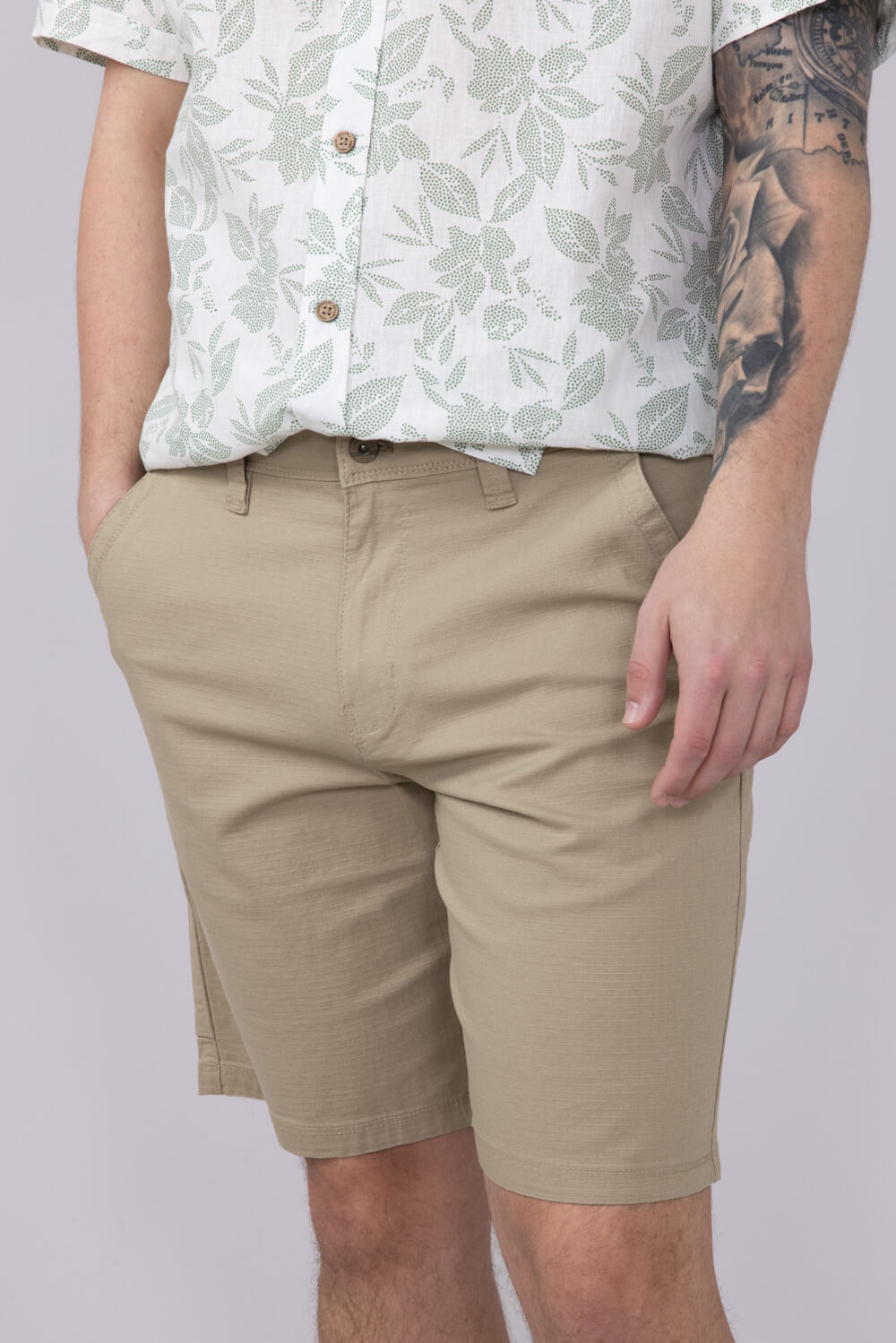 Weatherproof Vintage Ripstop Shorts for Men in Tan